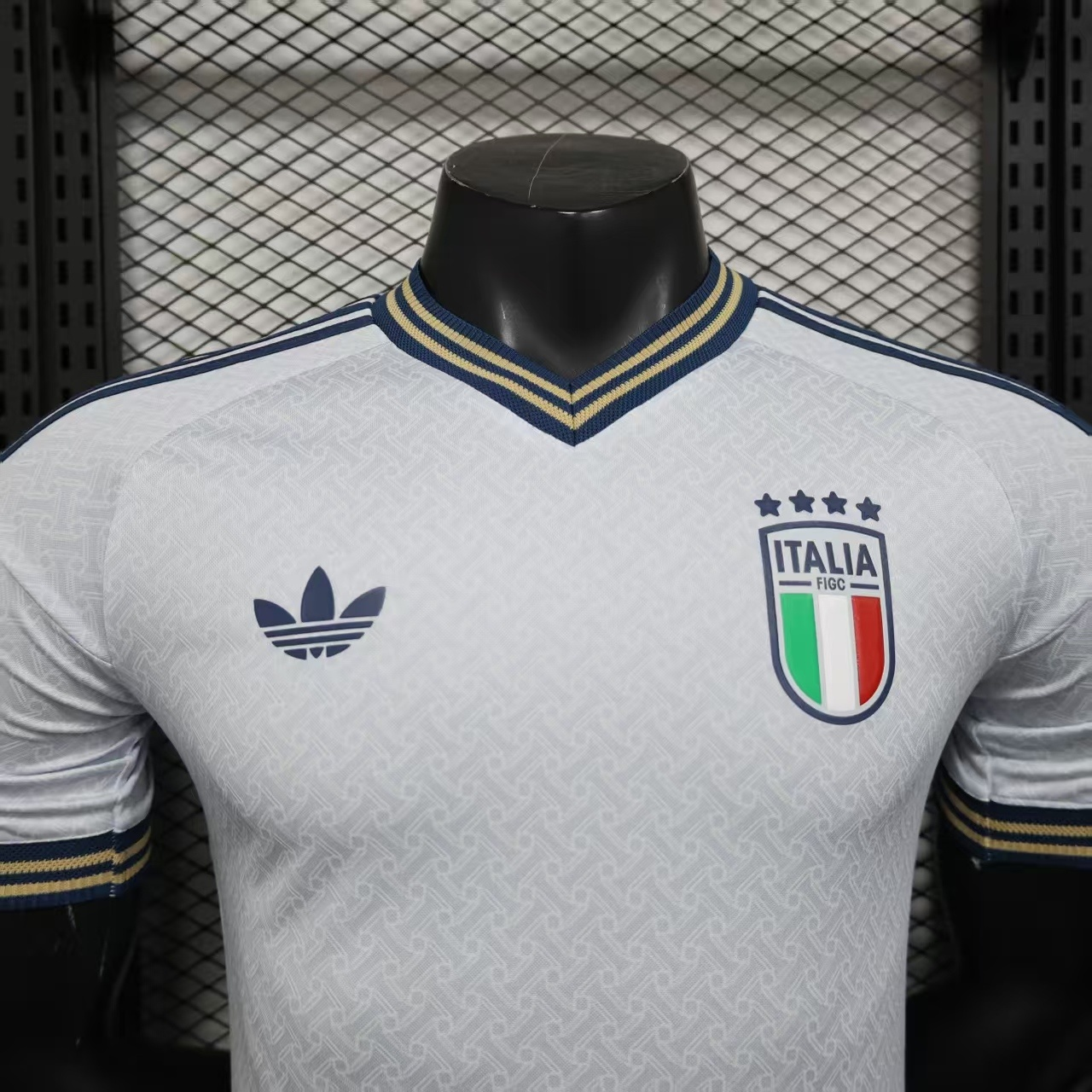 Italy 26/27 World Cup Away Kit